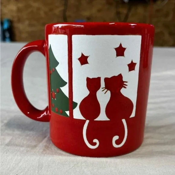 Set of 2 Cups Red Cat in Window Christmas Tree Mug Germany VTG WAECHTERSBACH - Picture 1 of 3
